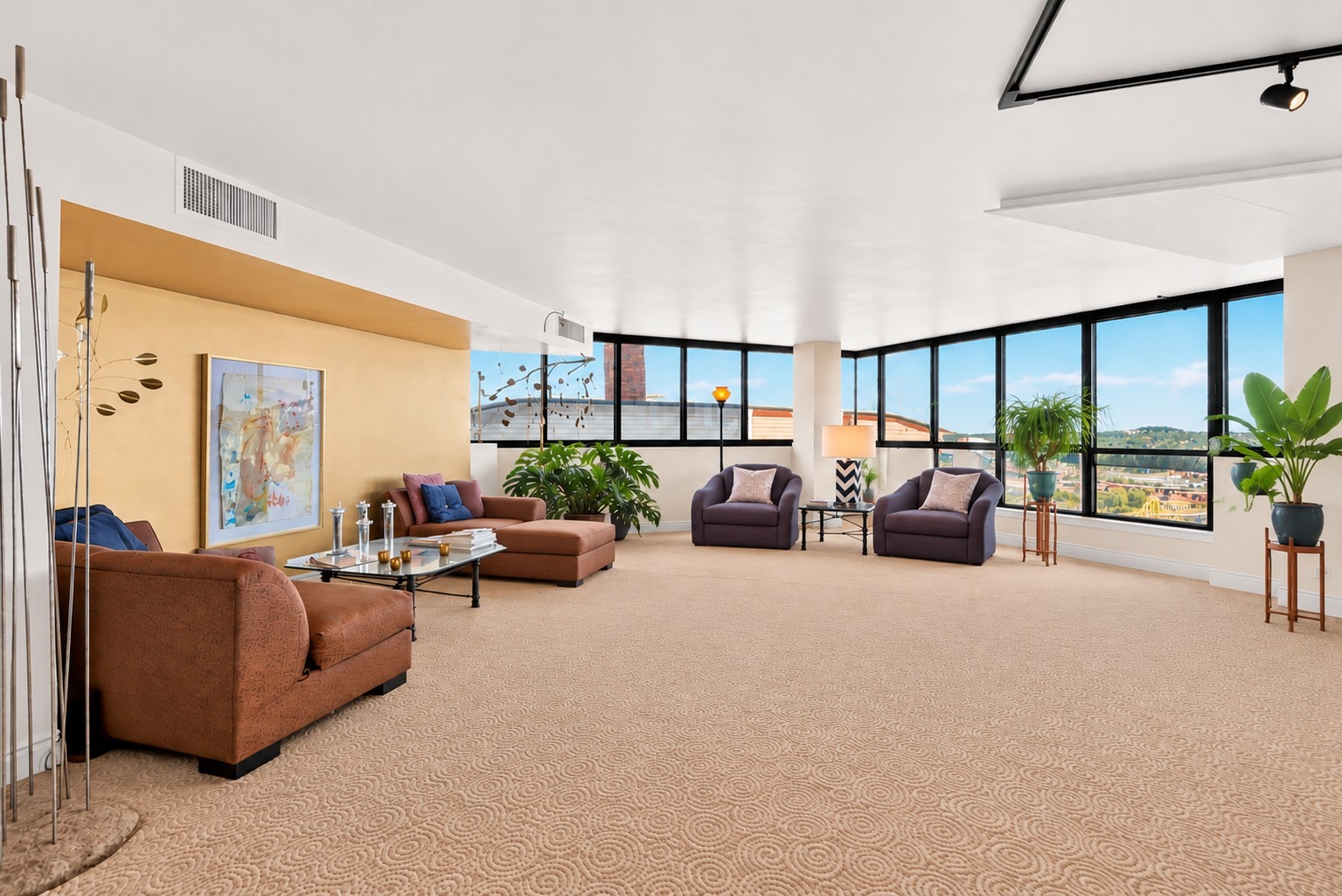 Living room · 25′ × 16′