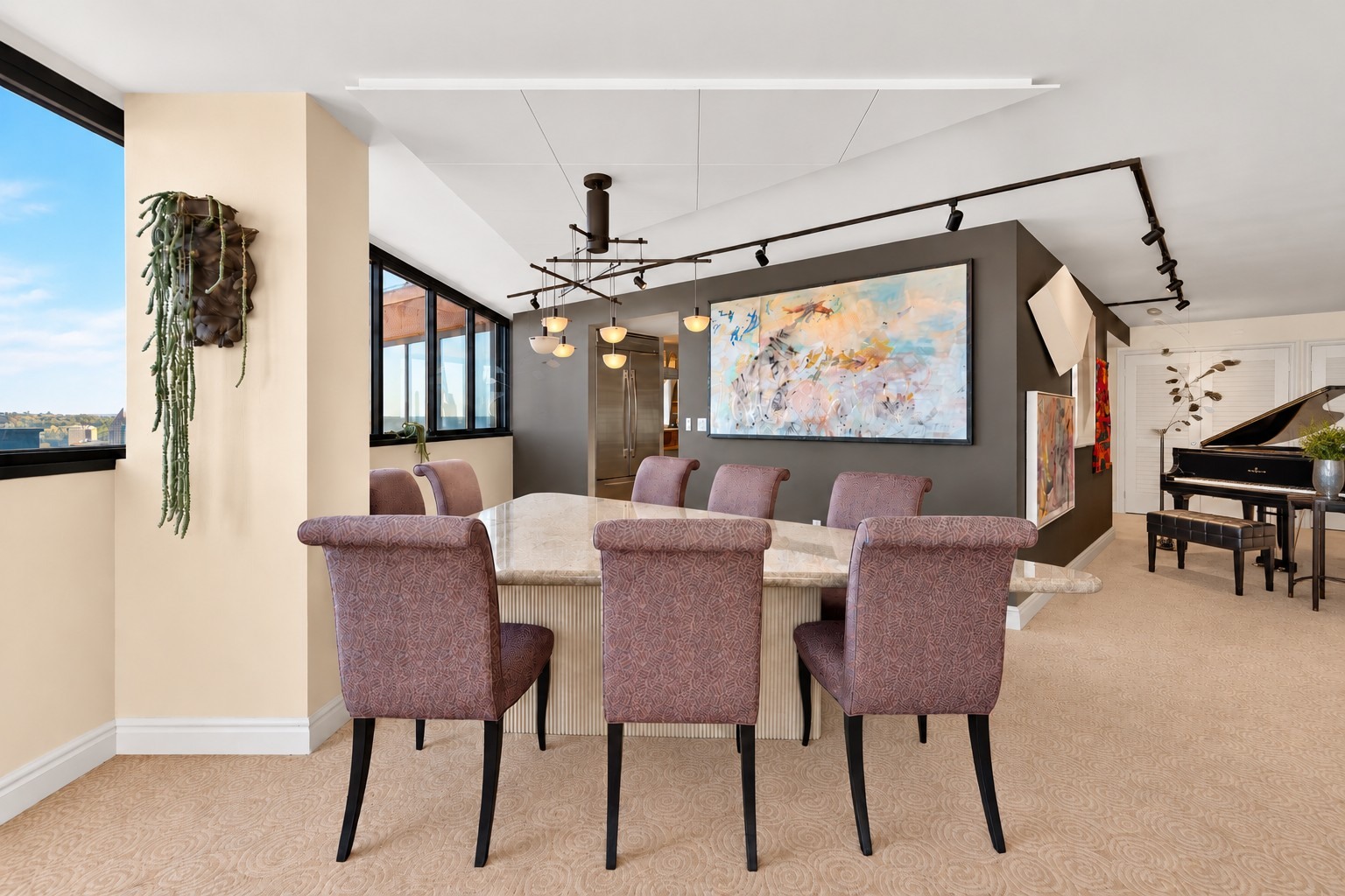 Dining room · 20′ × 15′